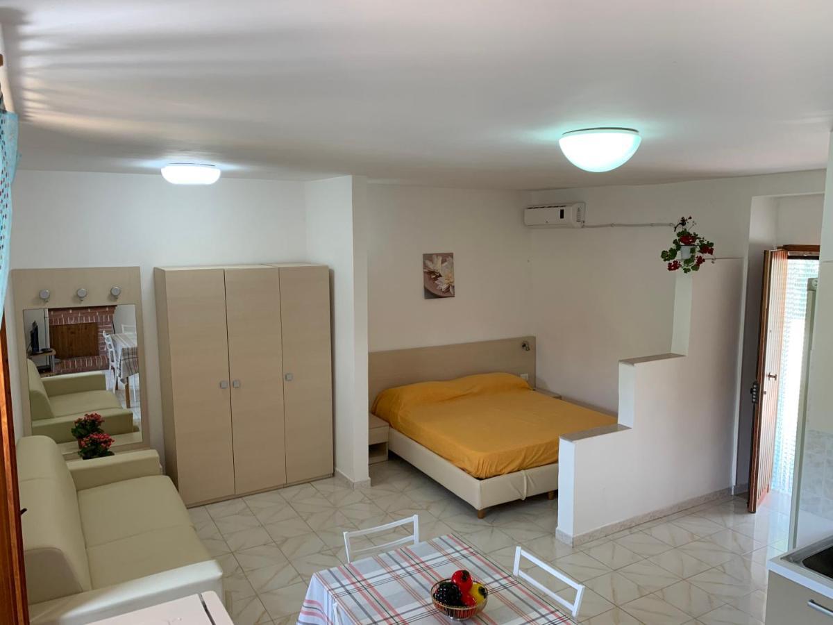 Casa Del Gelso Leilighet San Menaio Eksteriør bilde